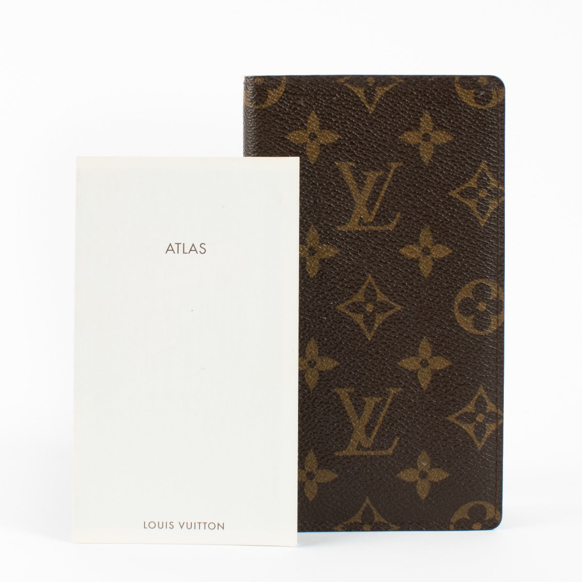 Authentic second hand Louis Vuitton Monogram Passport Holder on Labellov.com