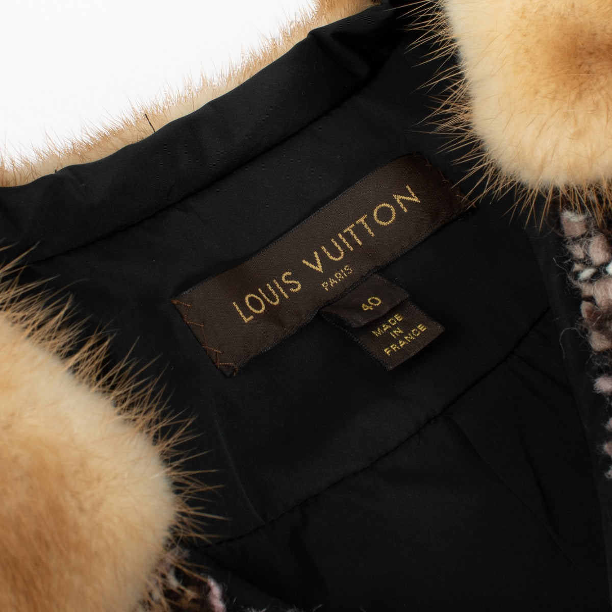 Ensemble Robe en tweed et soie/Veste bordée de vison Louis Vuitton AH10 - Taille FR40