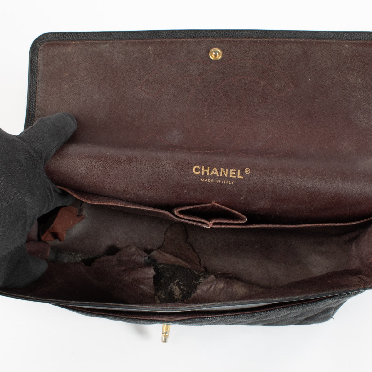 Shop safe online at Labellov in Antwerp and Knokke this 100% authentic second hand Chanel Black Caviar Large Classic Flap Bag