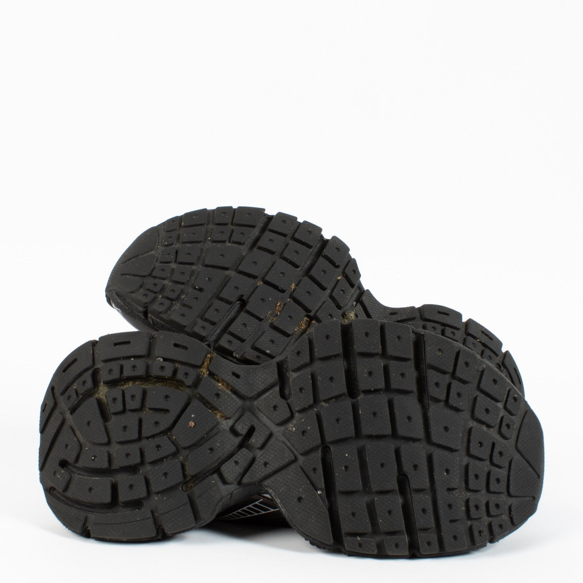 shop 100% authentic second hand Balenciaga Black 3XL Sneakers - Size 38 on Labellov.com