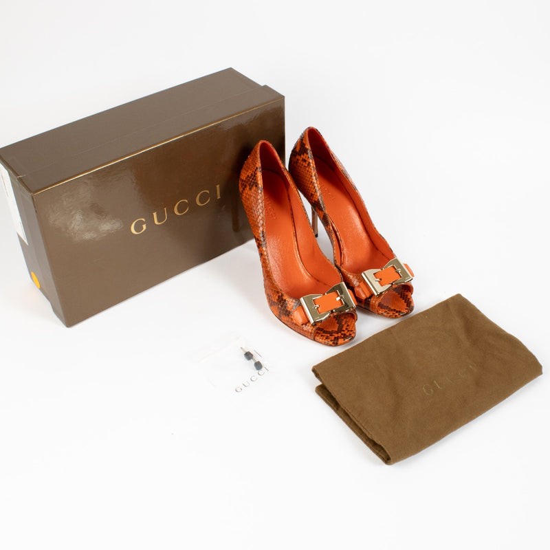 shop 100% authentic second hand Gucci Orange Python Bow Pumps - Size 38 on Labellov.com