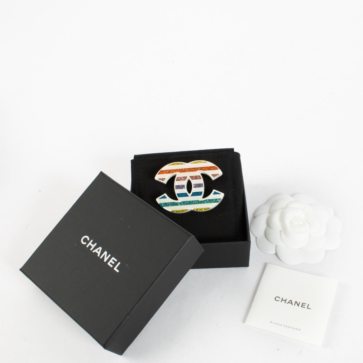 shop 100% authentic second hand Chanel 19C Rainbow CC Brooch on Labellov.com