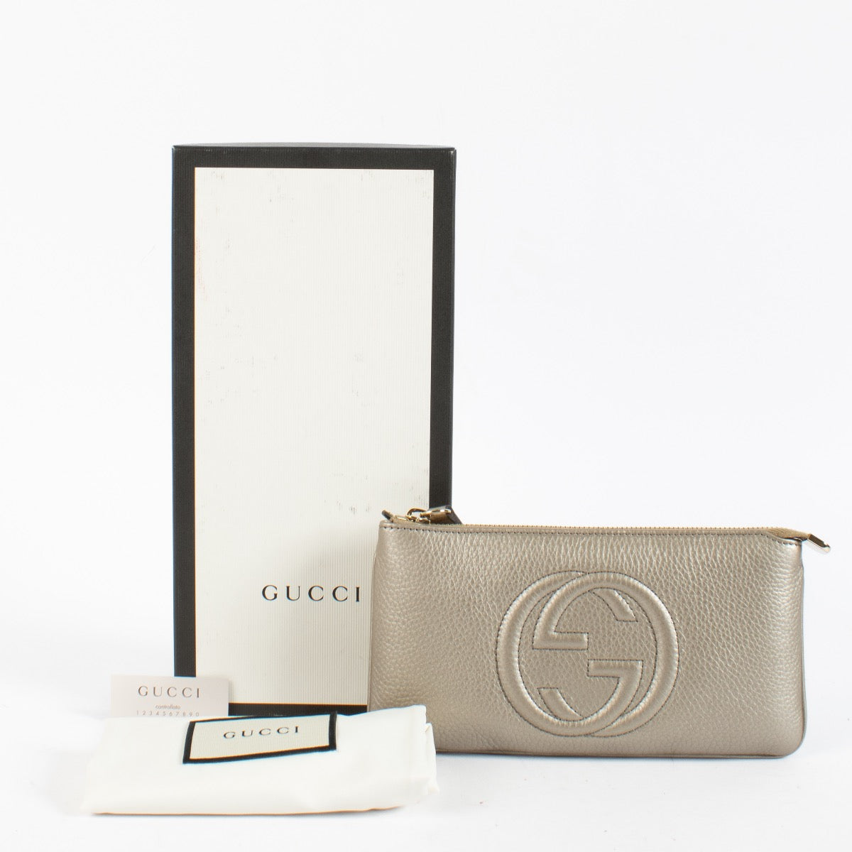 shop 100% authentic second hand Gucci Soho Gold GG Wristlet on Labellov.com