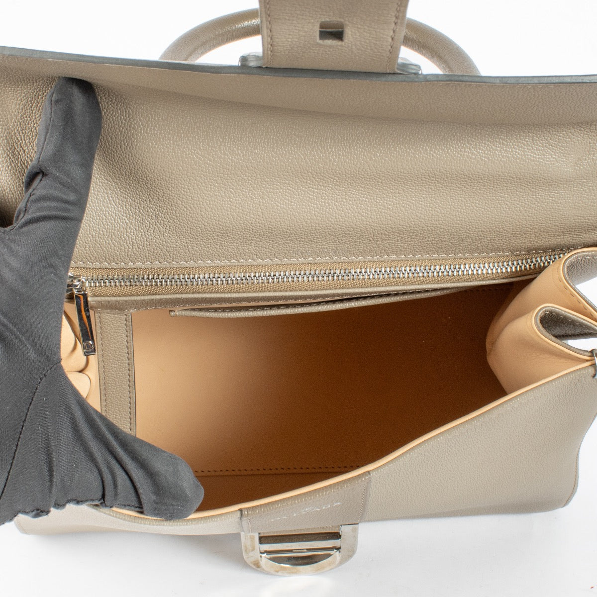 authentic preloved Delvaux Tourterelle Camaieux Brillant MM on Labellov.com