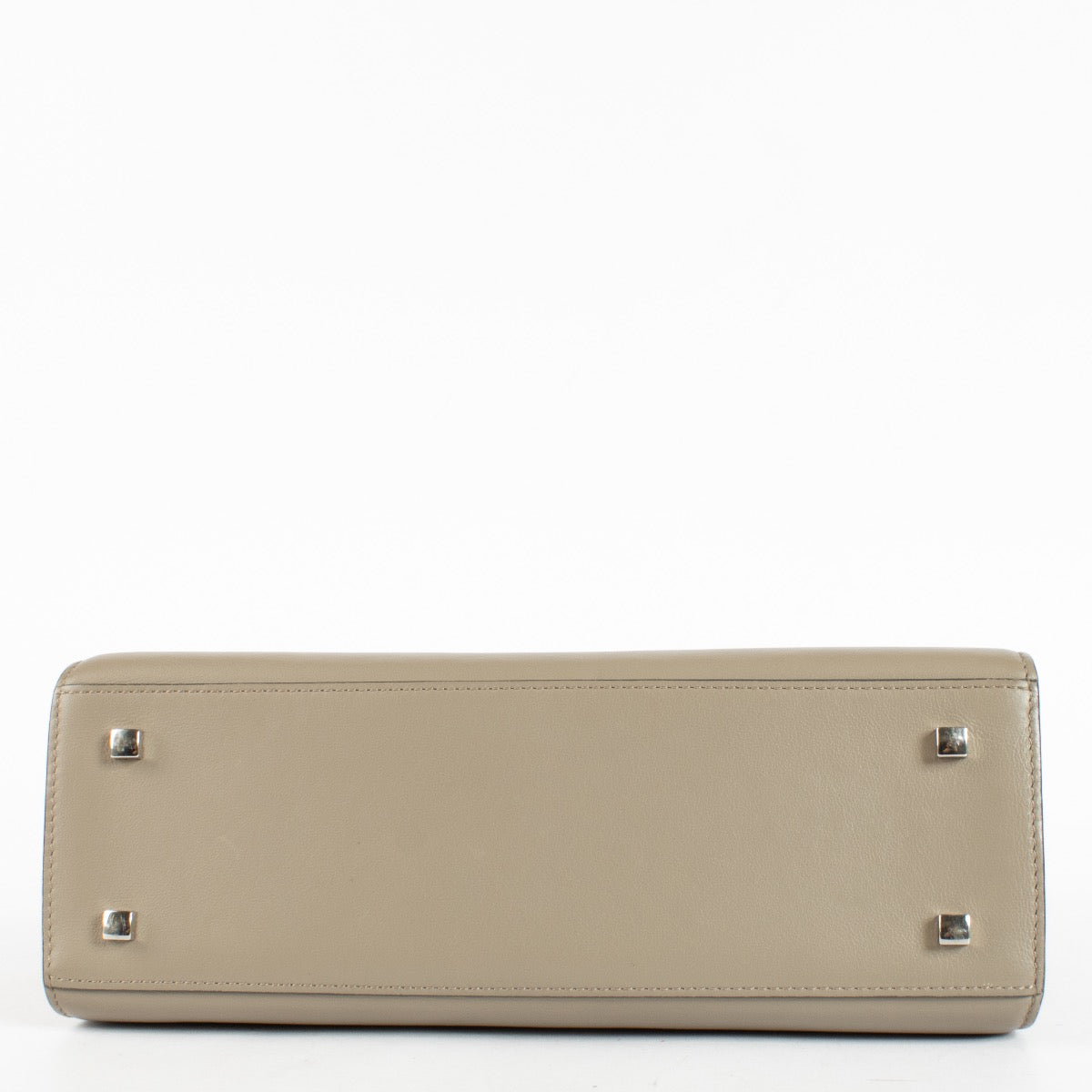 Authentic Second Hand Delvaux Tourterelle Souple Calf Tempête MM on Labellov.com