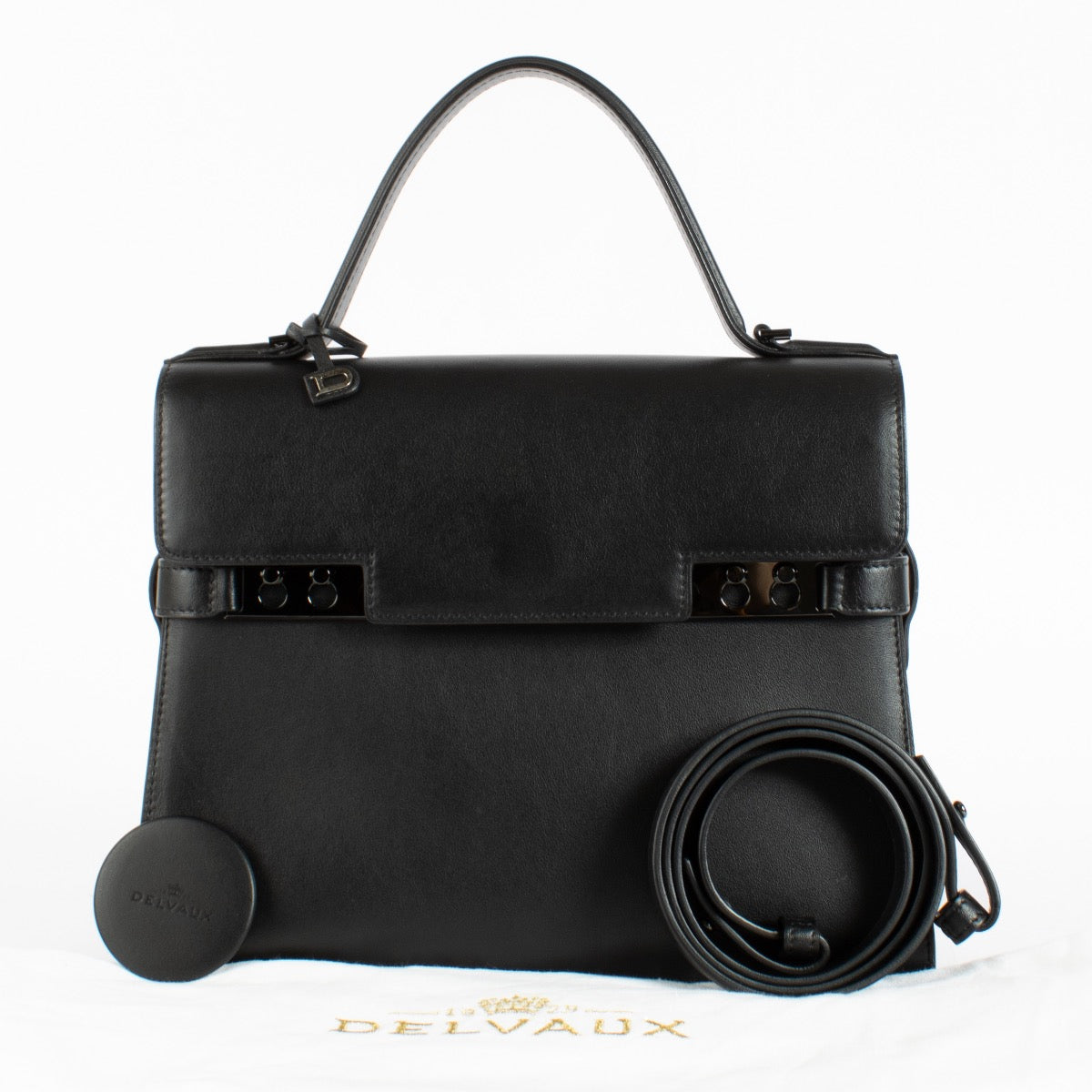 Authentic Second Hand Delvaux So Black Couple Calf Tempête MM Top Handle on Labellov.com
