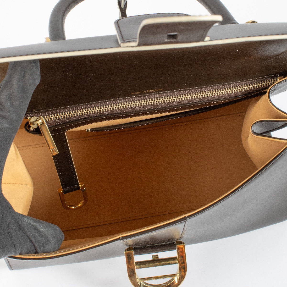 shop 100% authentic second hand Delvaux Ebene Box Calf Brillant MM on Labellov.com