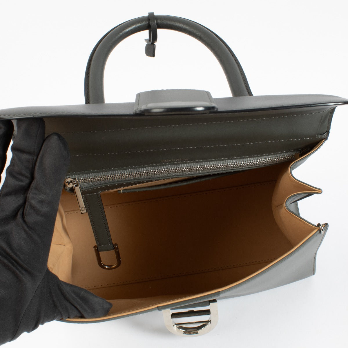 Shop 100% authentic secondhand Delvaux Smoke Camaieux Box Calf Brillant MM on Labellov.com