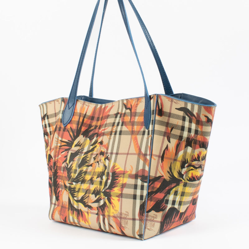 shop authentic Burberry Check Tote Bag on www.labellov.com