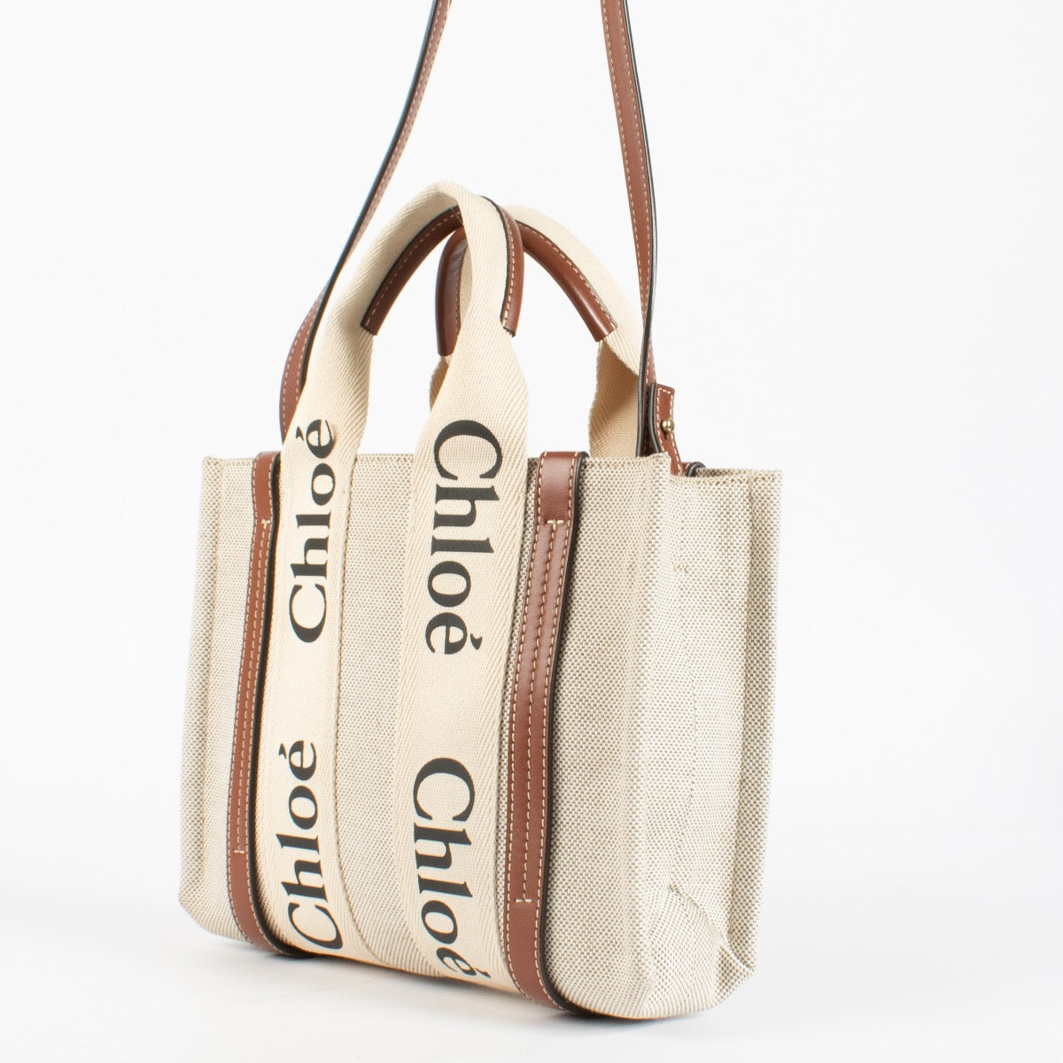 authentic preloved Chloé Small Woody Bag on Labellov.com