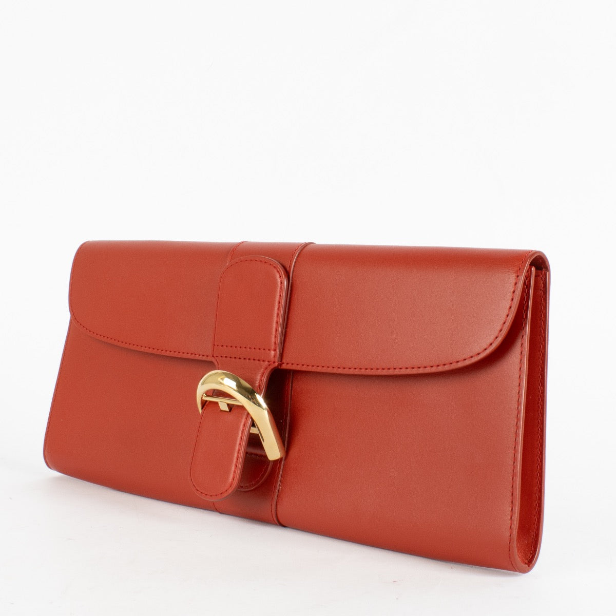 Authentic Second Hand Delvaux Red Clutch on Labellov.com