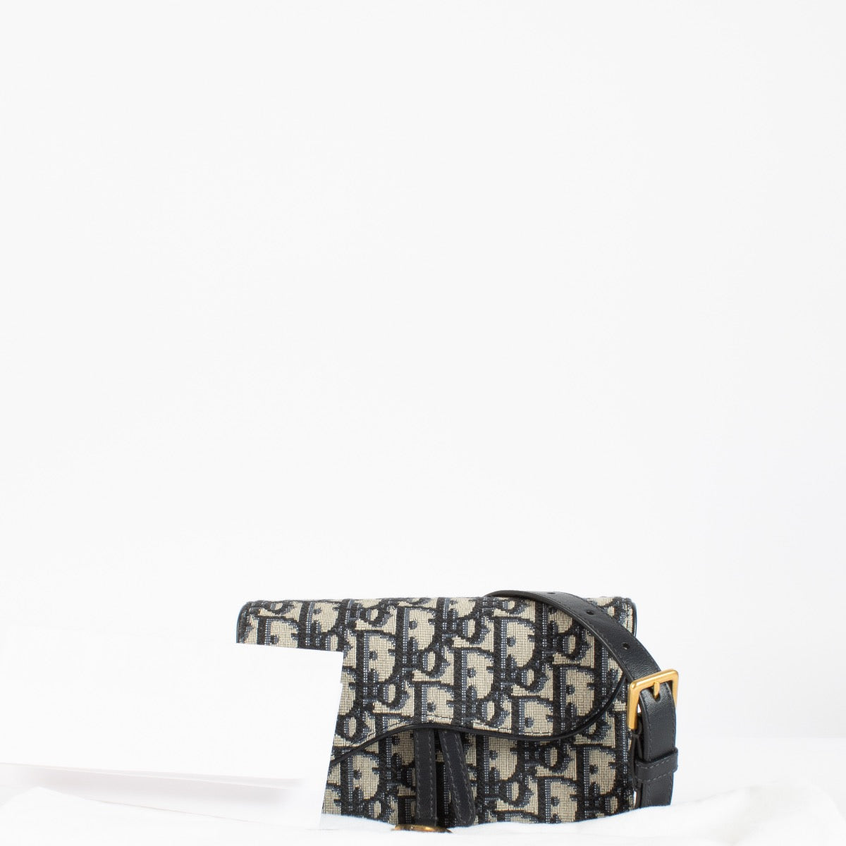 authentic preloved Dior Monogram Saddle Belt Bag on Labellov.com