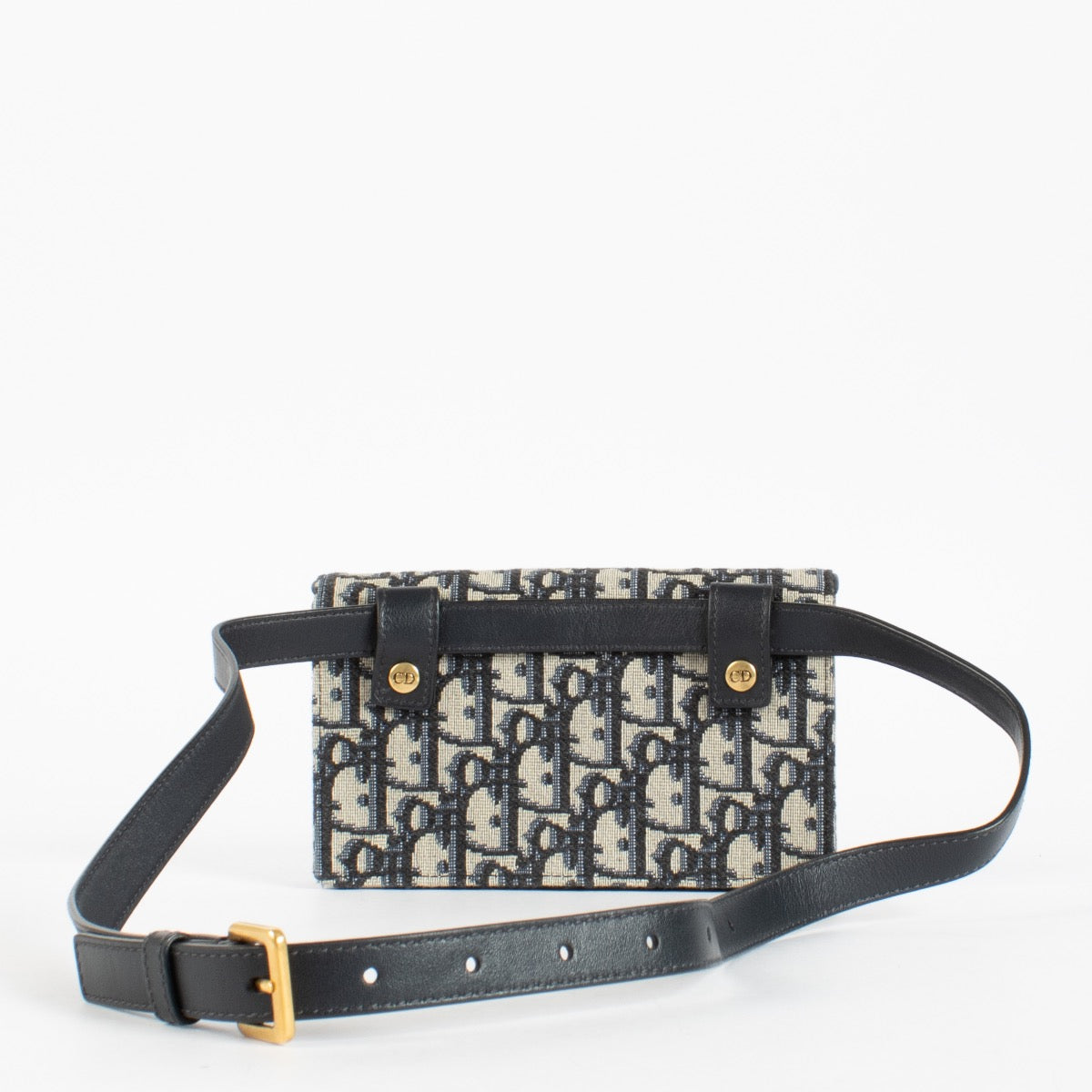authentic preloved Dior Monogram Saddle Belt Bag on Labellov.com