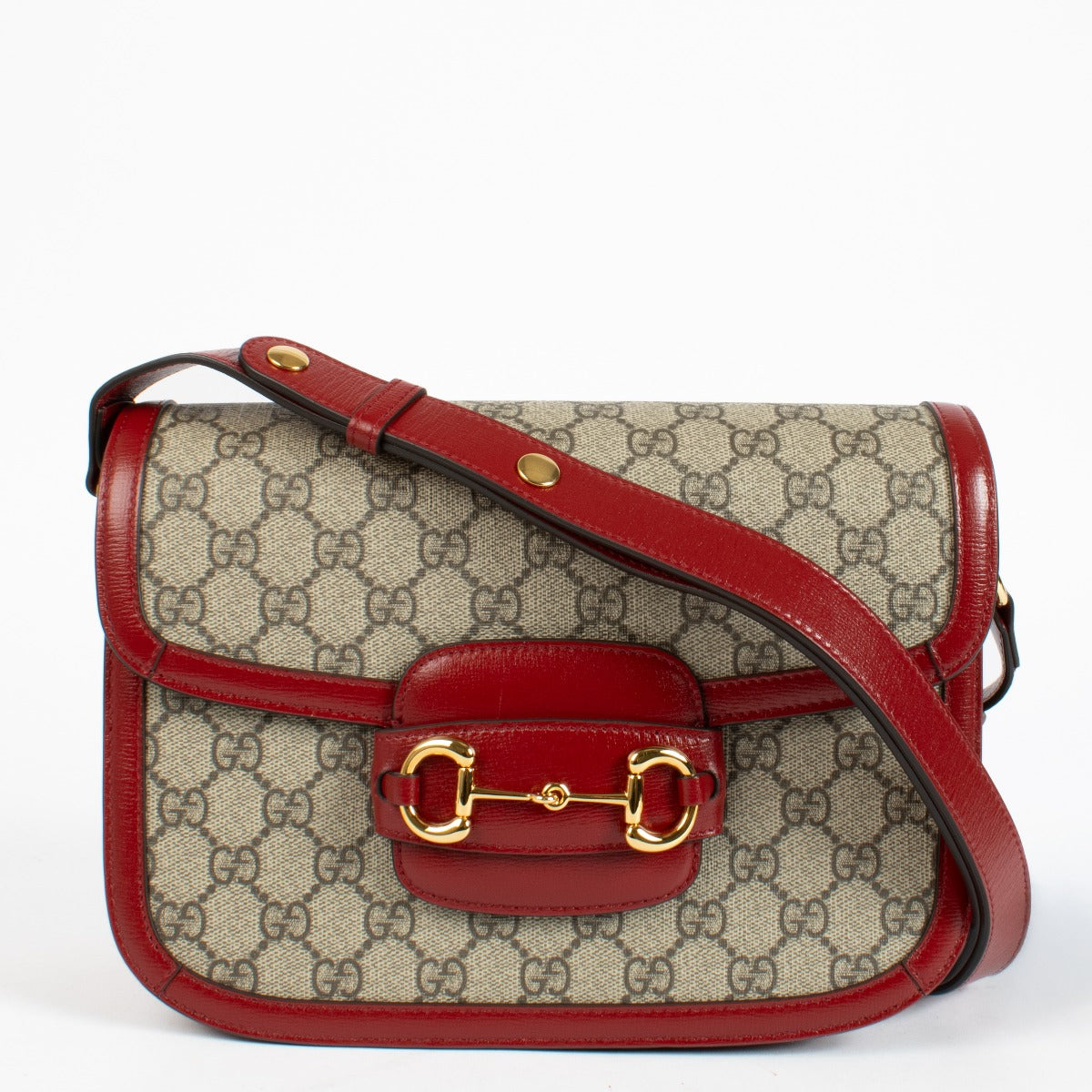 Authentic second-hand Gucci Red/GG Supreme Horsebit 1955 Medium Bag on labellov.com