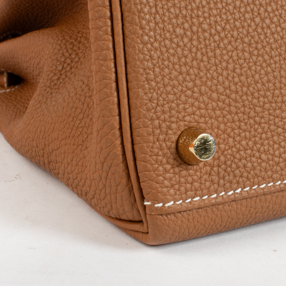 Hermès Kelly 28 Gold Togo GHW