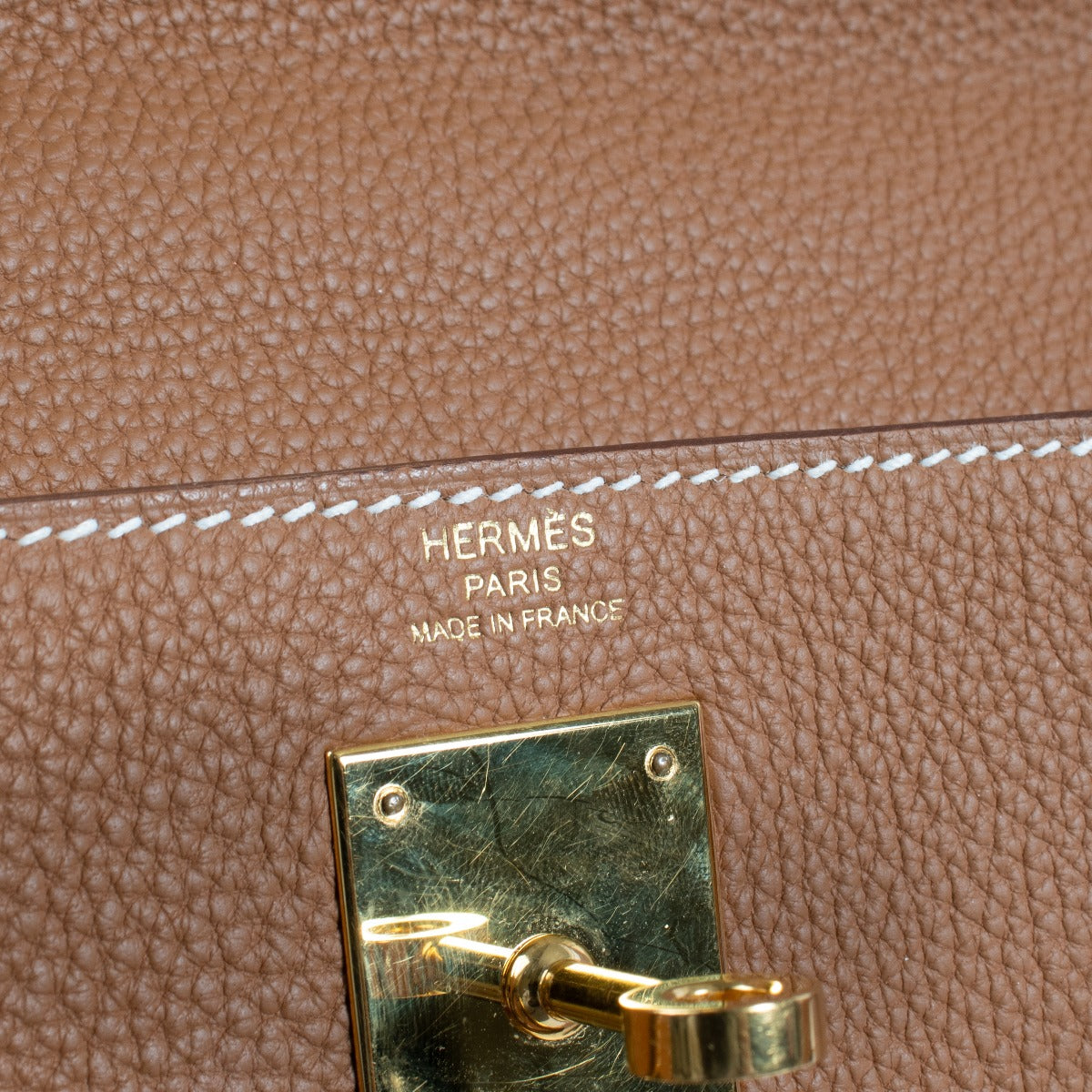 Hermès Kelly 28 Gold Togo GHW
