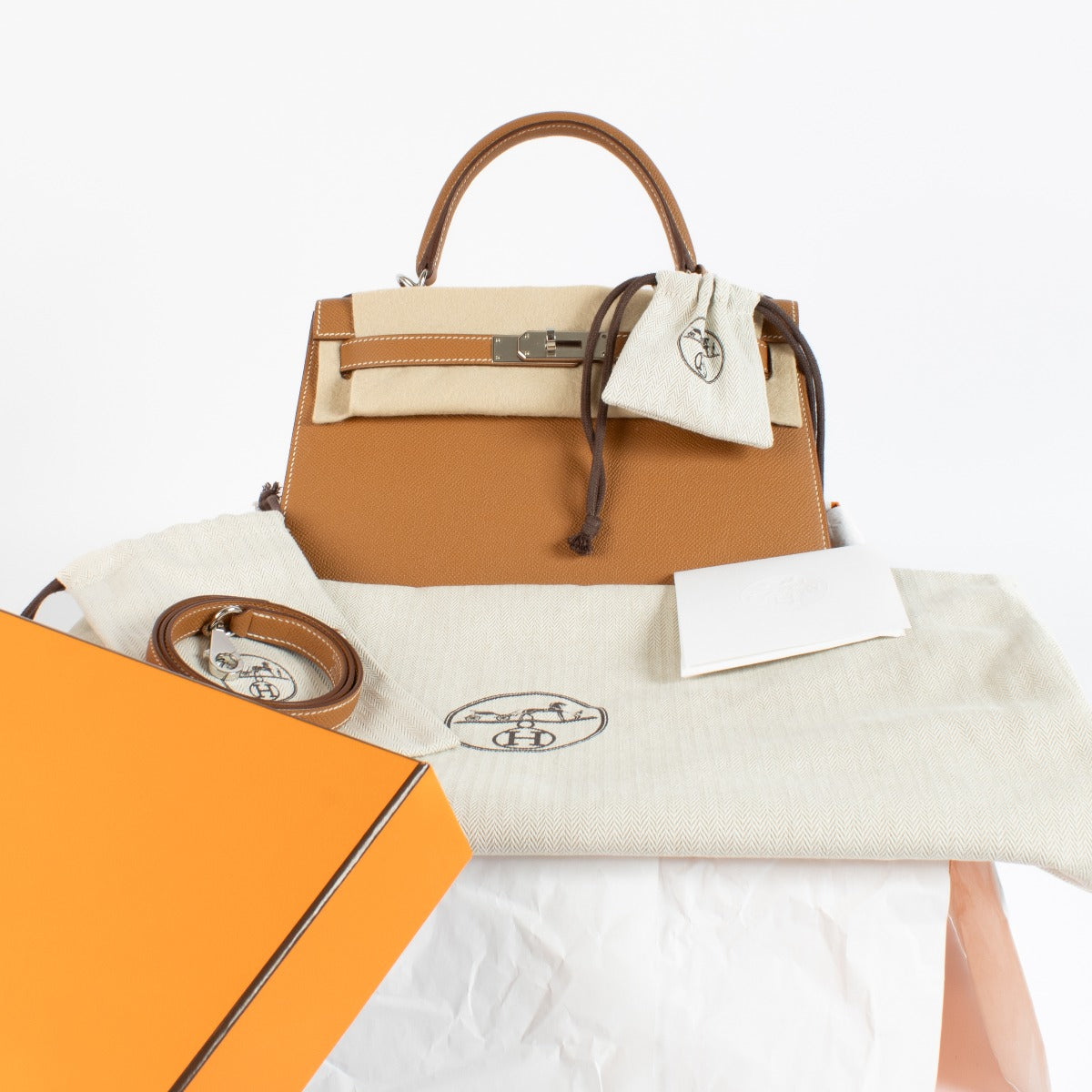 Hermès Kelly 28 Gold Epsom PHW