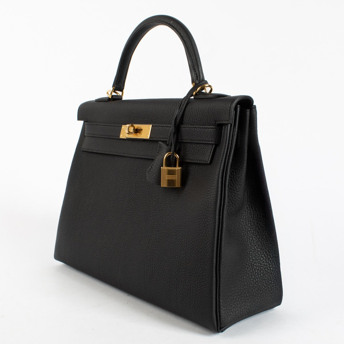 Authentic second hand luxury brand new 2025 Hermès Kelly 32 Black Togo GHW on www.labellov.com