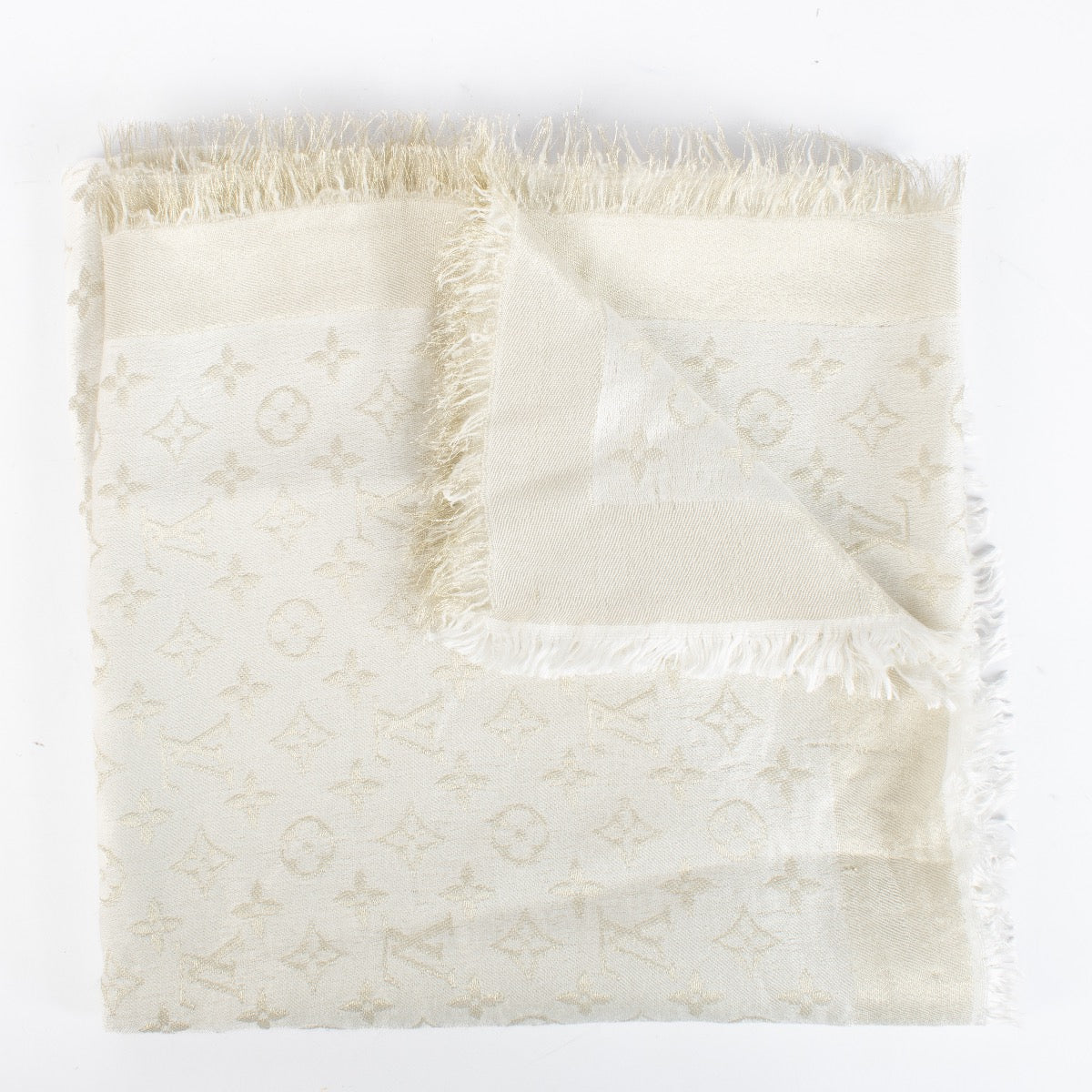 shop 100% authentic second hand Louis Vuitton White Monogram Shine Shawl on Labellov.com