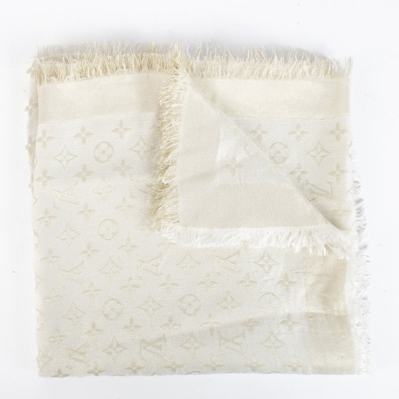 shop 100% authentic second hand Louis Vuitton White Monogram Shine Shawl on Labellov.com