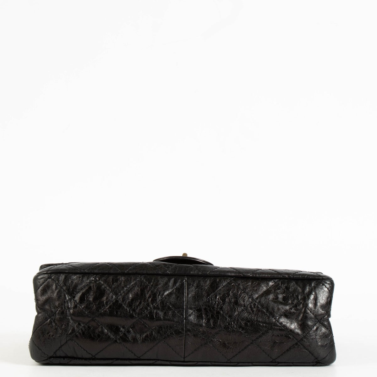 authentic preloved Chanel Black Aged Calfskin Maxi Reissue 2.55 Bag on Labellov.com