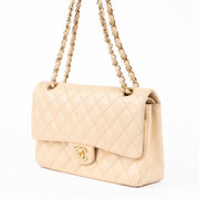 Shop safe online at Labellov in Antwerp, Brussels and Knokke this 100% authentic second hand, preloved Chanel Beige Lambskin Medium Classic Flap 11.12