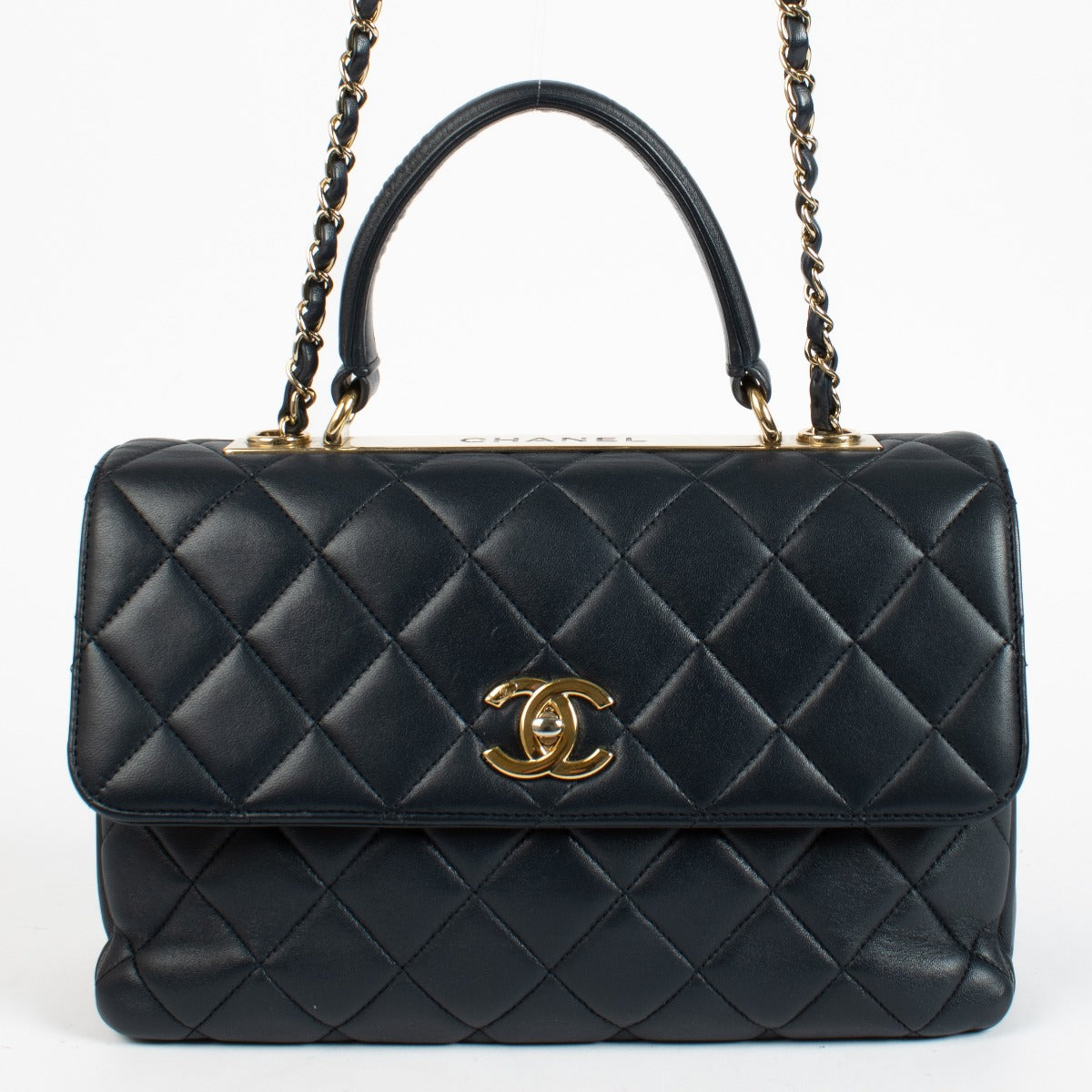 Authentic pre-loved Chanel Navy Medium Trendy CC Bag on Labellov.com