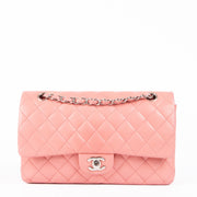 Shop safe online at Labellov in Antwerp, Brussels and Knokke this 100% authentic second hand Chanel Pink Lambskin Medium Classic 11.12 Handbag
