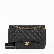 Shop safe online at Labellov in Antwerp, Brussels and knokke this 100% authentic second hand Chanel Black Caviar Large/ Jumbo Classic Double Flap