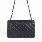 Shop safe online at Labellov in Antwerp, Brussels and Knokke this 100% authentic second hand Chanel Blue Caviar Large/ Jumbo Classic Double Flap