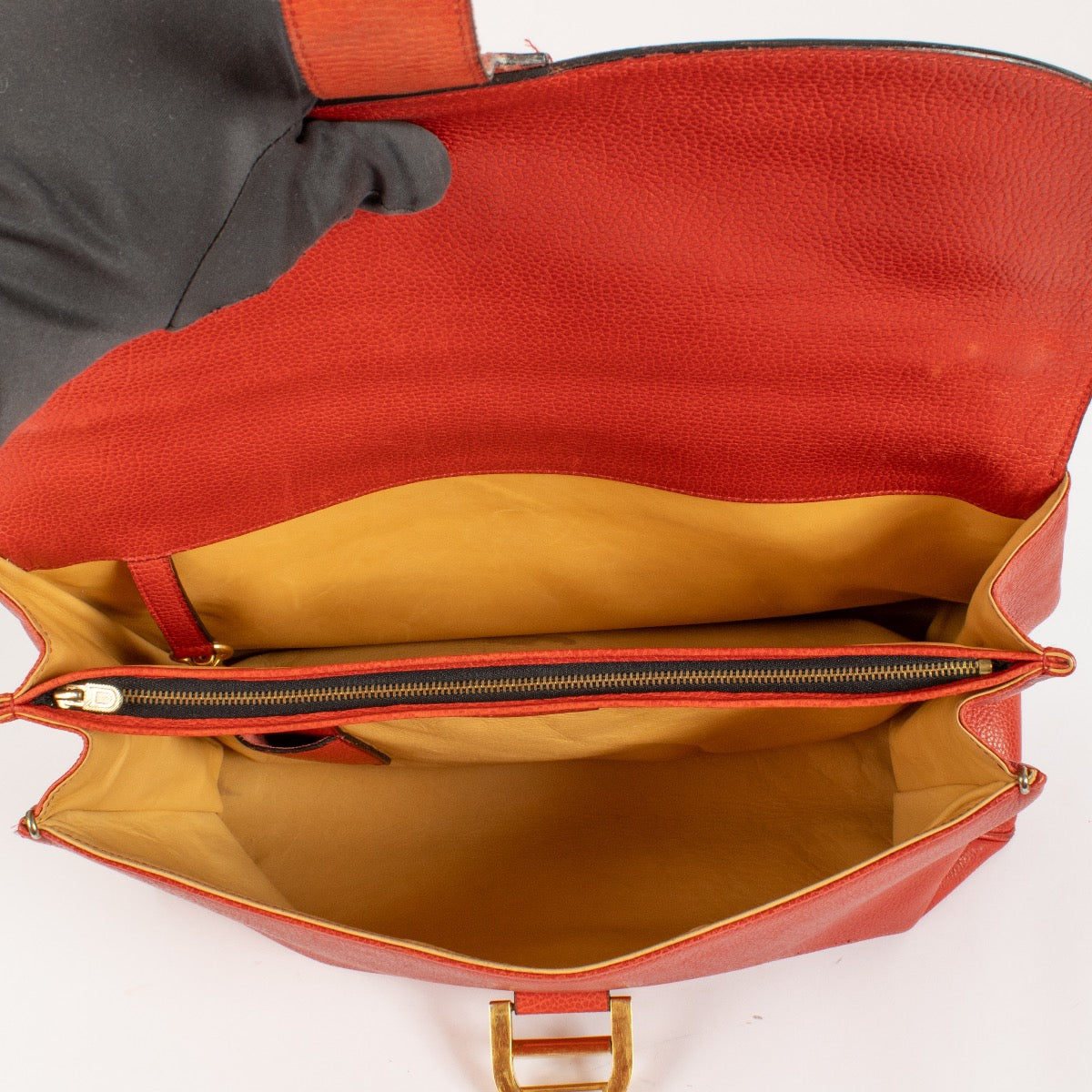 shop 100% authentic second hand Delvaux Red Brillant Briefcase on Labellov.com