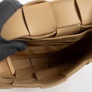 Authentic Second Hand Bottega Veneta Porridge Cassette Bag on Labellov.com