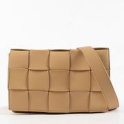 Authentic Second Hand Bottega Veneta Porridge Cassette Bag on Labellov.com