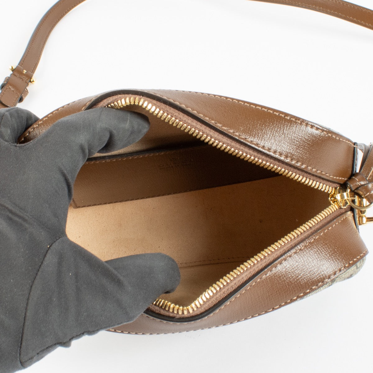 shop 100% authentic second hand Gucci Brown Horsebit 1955 Leather-Trimmed Canvas-Jacquard Camera Bag on Labellov.com