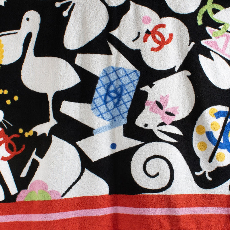 shop 100% authentic second hand Chanel Multicolor Towel on Labellov.com