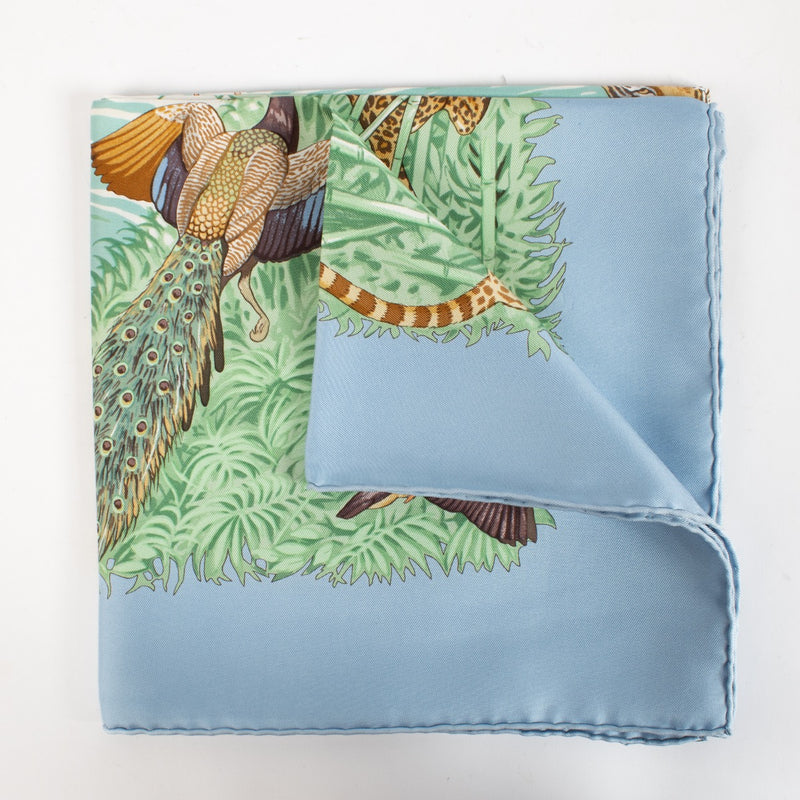 shop 100% authentic second hand Hermès La Trêve De L'eau 90 Silk Scarf on Labellov.com