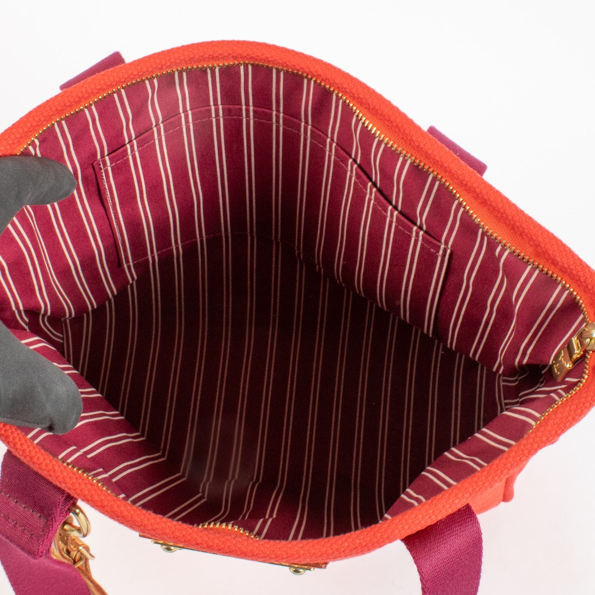 shop 100% authentic second hand Louis Vuitton Red Canvas Antigua MM on Labellov.com