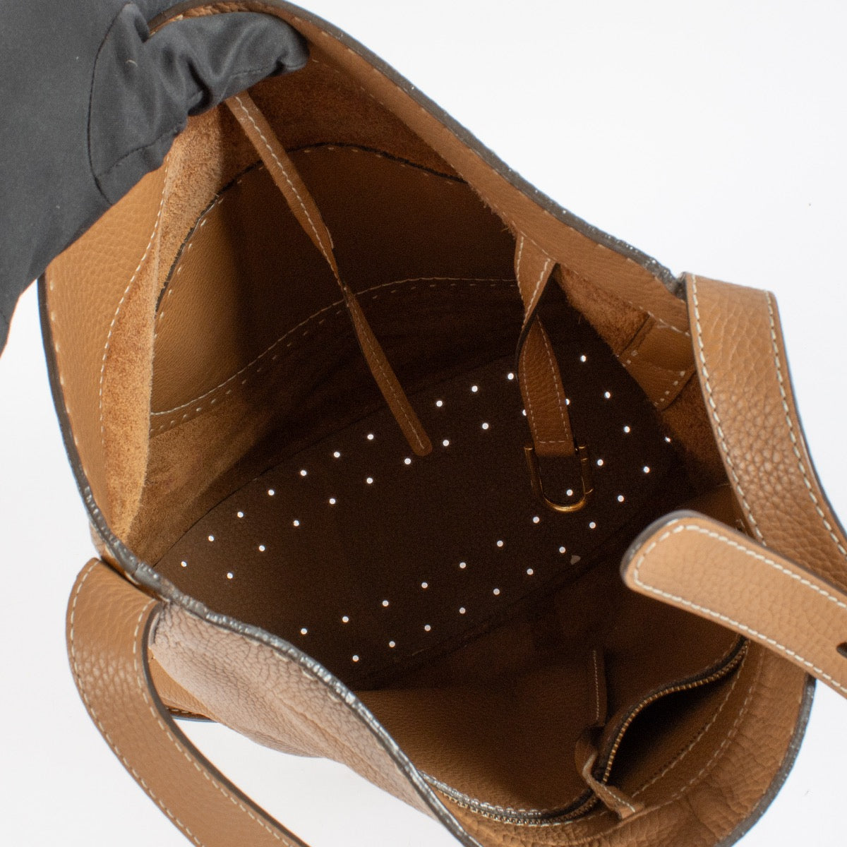 Shop 100% authentic second hand Delvaux Vegetal Taurillon Soft Pin Surpique Crossbody on Labellov.com