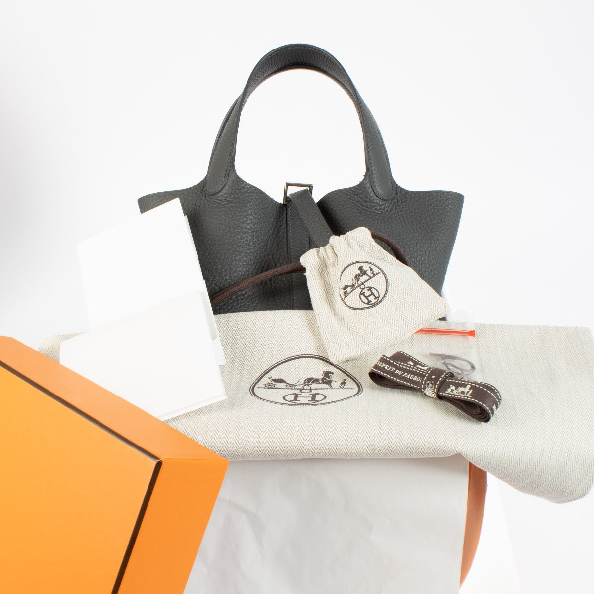 shop 100% authentic second hand Hermès Picotin Lock 18 Gris Ardoise Clemence Taurillon PHW on Labellov.com