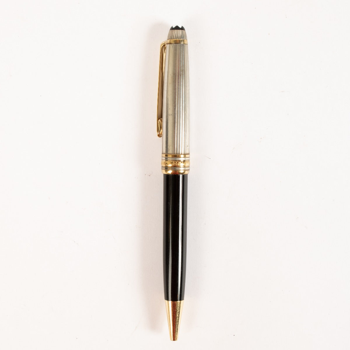 Stylo bille Montblanc Meisterstück Solitaire Doué Pinstripe en argent sterling