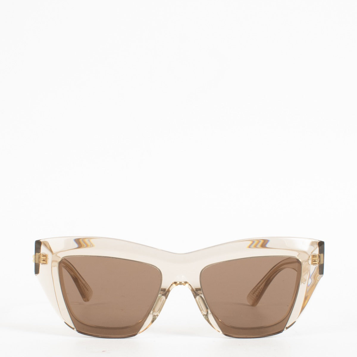 Authentic pre-loved Bottega Veneta Nude Brown Cat Eye Sunglasses on Labellov.com