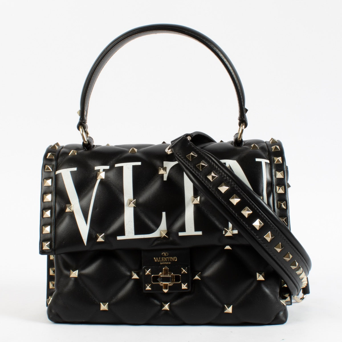 Shop safe online at Labellov in Antwerp, Brussels and Knokke this 100% authentic second hand Valentino Garavani Black VLTN Candystud Bag