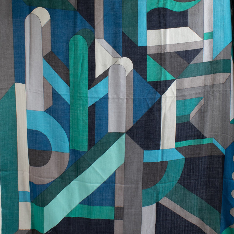 shop 100% authentic second hand Hermès Perspective Cavalière Cashmere 140 Shawl on Labellov.com