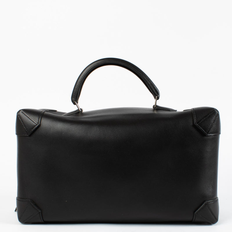 Authentic pre-loved Hermès Maxibox Black Leather PHW on Labellov.com