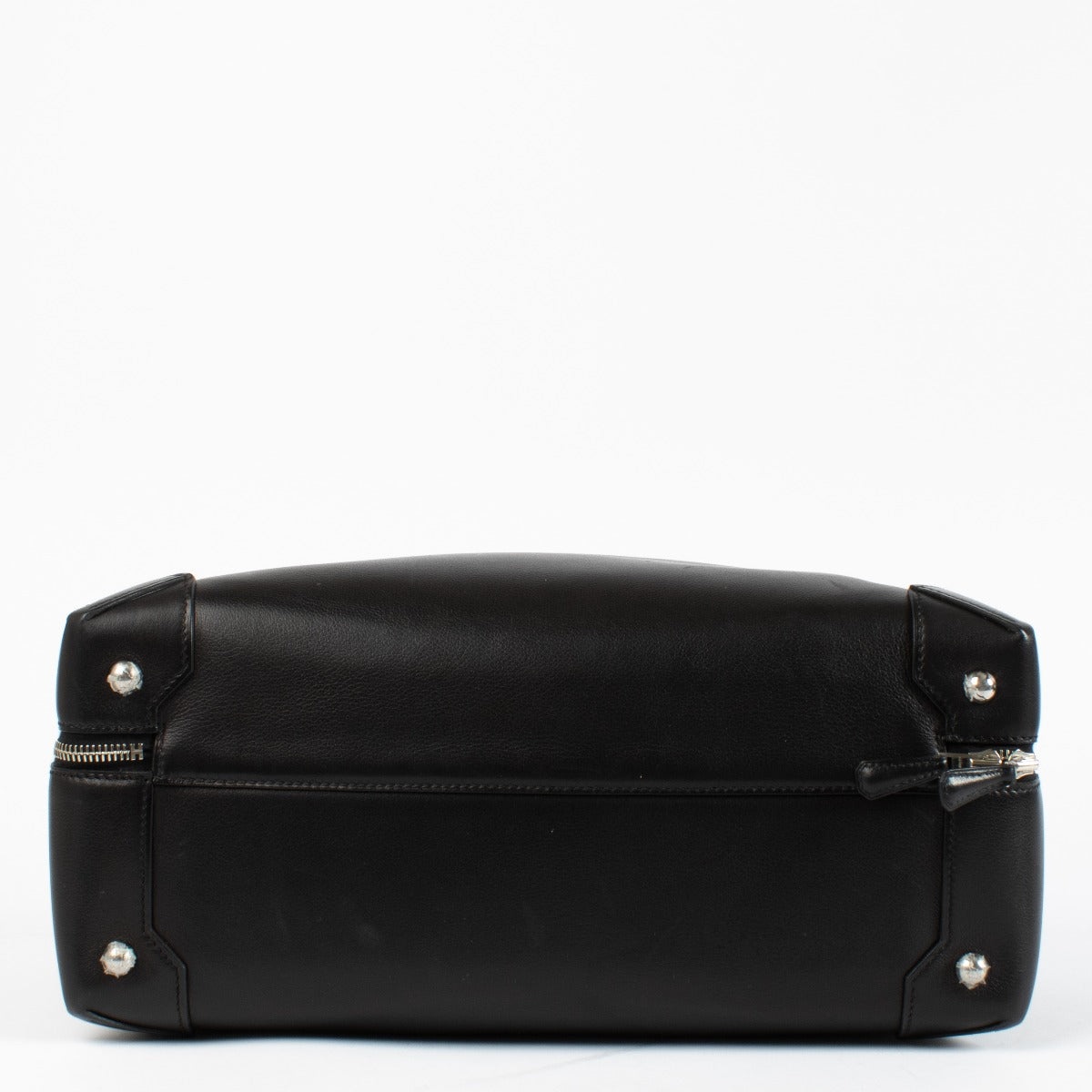 Authentic pre-loved Hermès Maxibox Black Leather PHW on Labellov.com