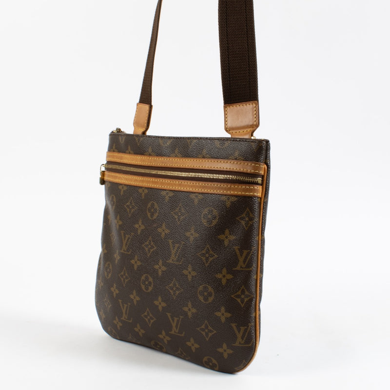 shop 100% authentic second hand Louis Vuitton Monogram Pochette Bosphore on Labellov.com