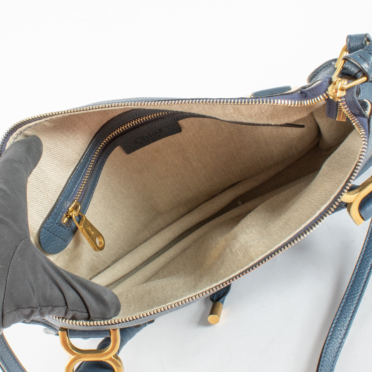 Authentic Second Hand Chloé Blue Medium Marcie Bag on Labellov.com