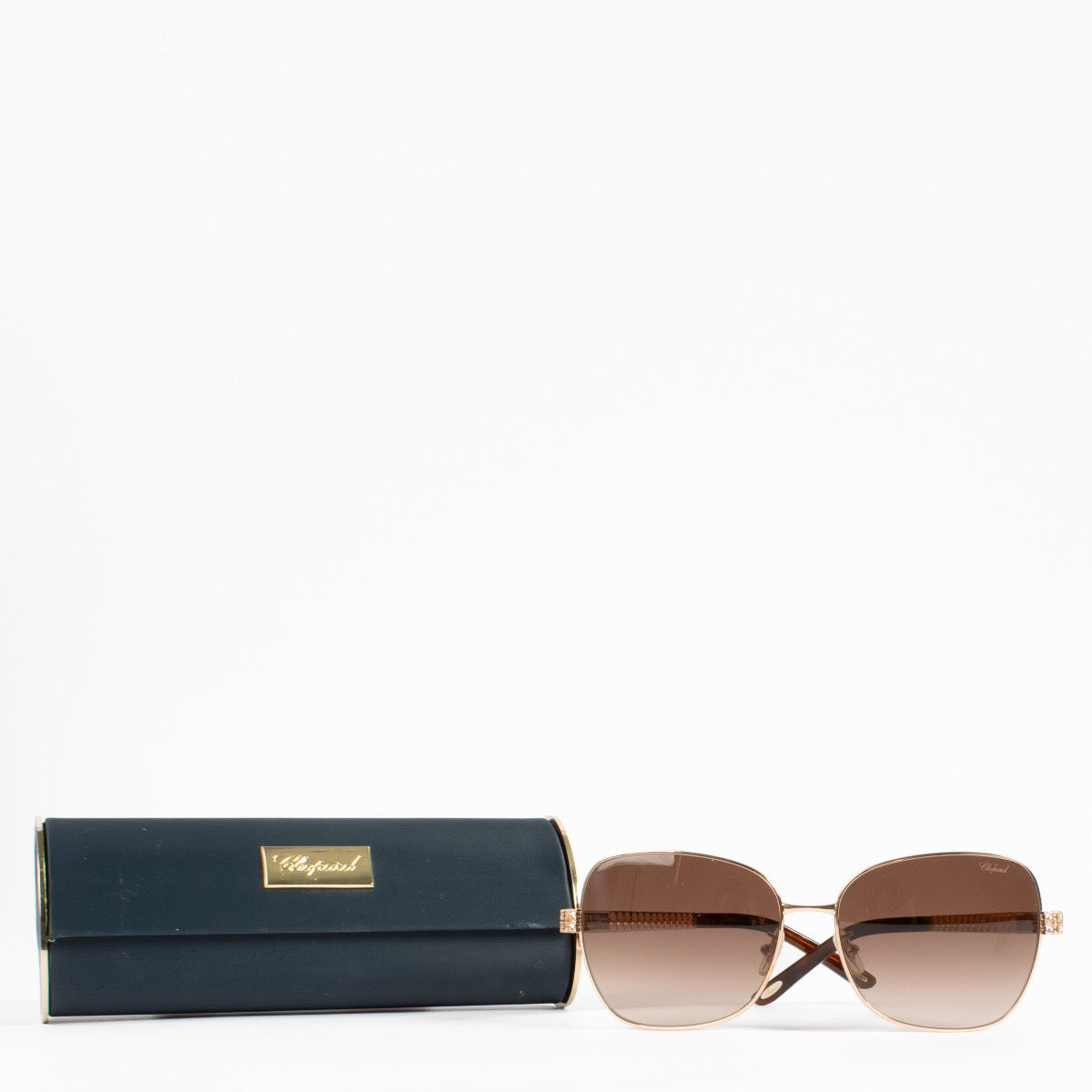 shop 100% authentic second hand Chopard Gold Sunglasses on Labellov.com