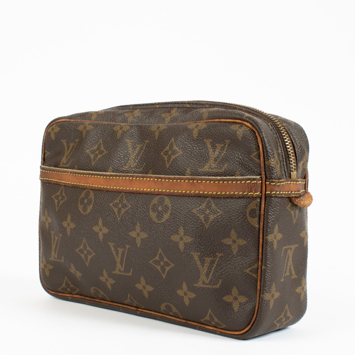 shop 100% authentic second hand Louis Vuitton Monogram Pouch on Labellov.com