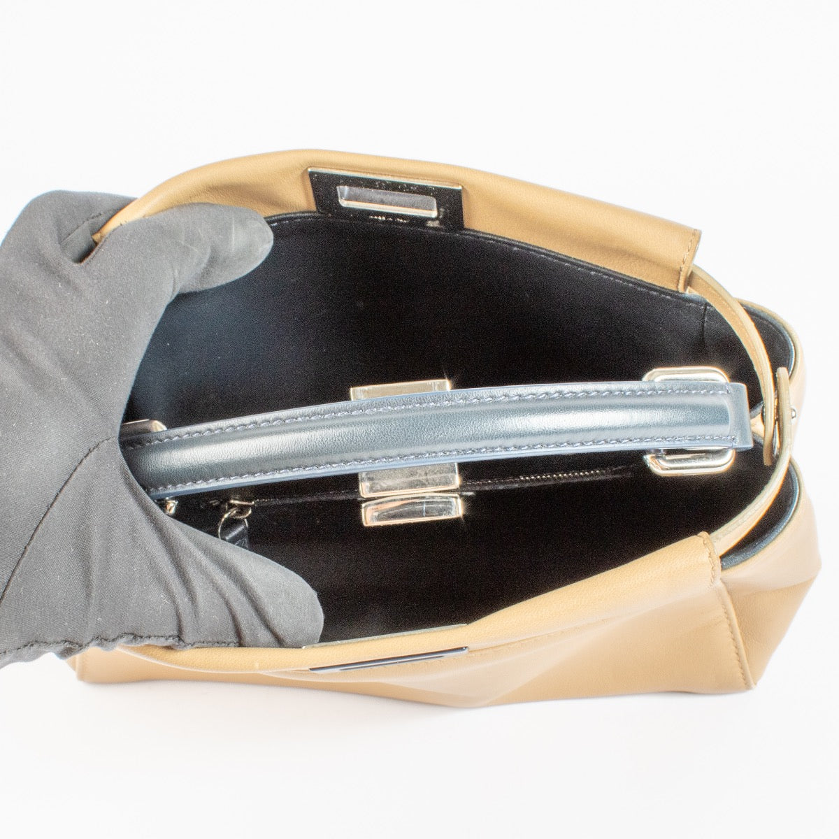 Shop safe online at labellov in Antwerp, Brussels and Knokke this 100% authetnic second hand Fendi Beige Mini Peekaboo Bag